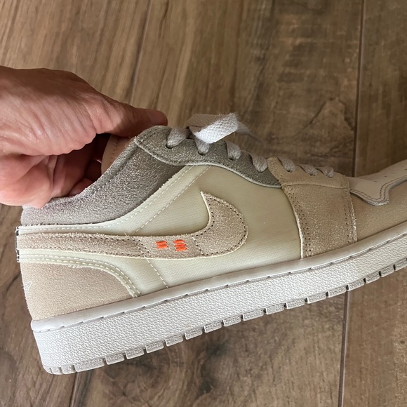 Nike Air Jordan 1 Low SE Craft GS ‘Inside Out’ - Picture 12 of 12